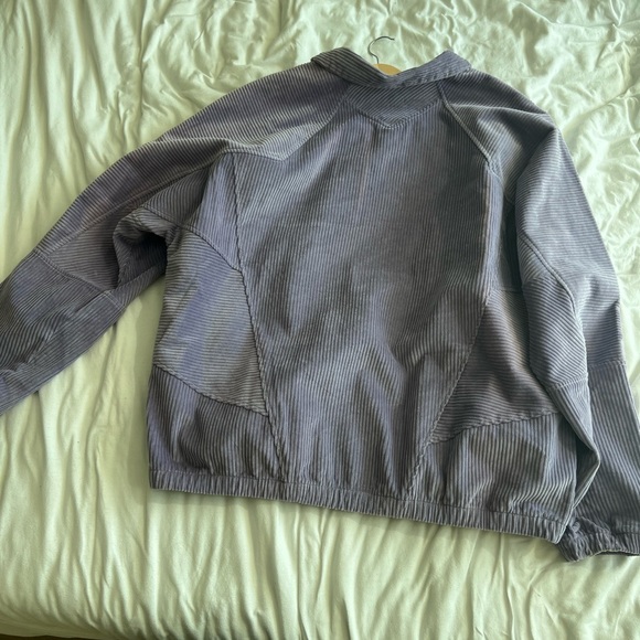 Nike retro style jacket - Picture 2 of 3